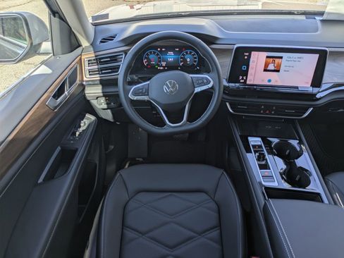 New 2026 Volkswagen Atlas SE AWD/4WD image 16