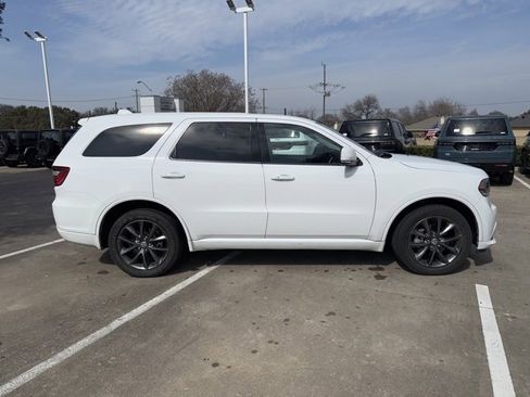 Used 2018 Dodge Durango GT image 3