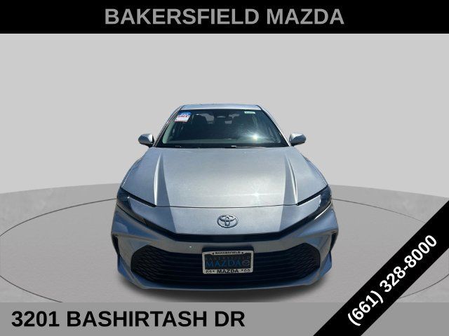 Used 2025 Toyota Camry LE FWD image 10