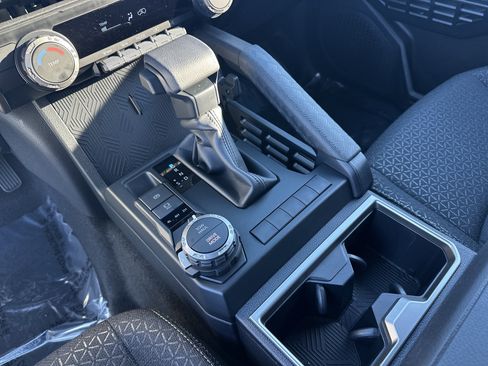 Certified 2025 Toyota 4Runner SR5 image 26