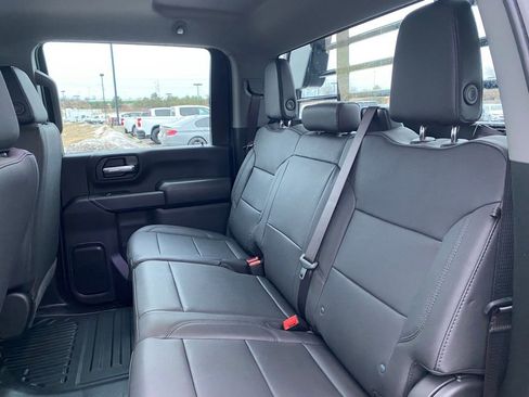 New 2025 Chevrolet Silverado 3500 W/T image 21