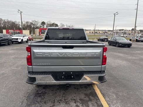 Used 2024 Chevrolet Silverado 1500 LT image 4