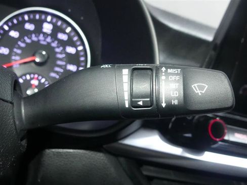 Used 2022 Kia Forte LXS image 33