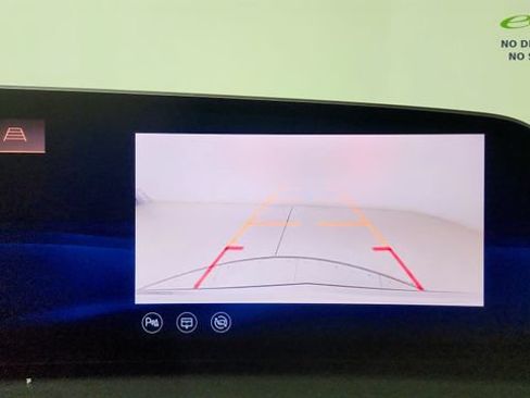 Used 2024 Cadillac Lyriq Tech RWD image 64