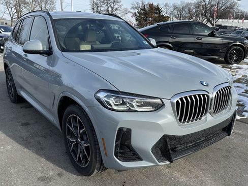 Certified 2023 BMW X3 xDrive30i w/ M Sport Package image 2
