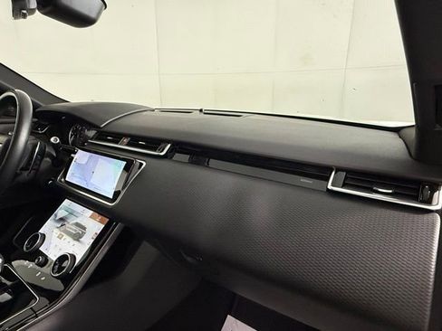 Used 2022 Land Rover Range Rover Velar R-Dynamic S image 36