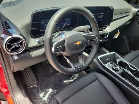 New 2026 Chevrolet Equinox LT FWD image 8