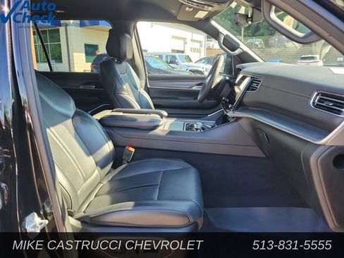 Used 2024 Jeep Wagoneer Series III AWD/4WD image 25