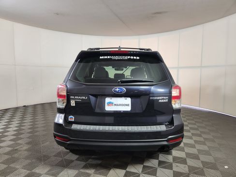 Used 2017 Subaru Forester 2.5i Premium image 6