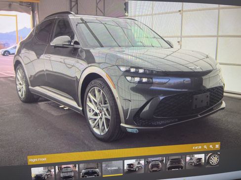 Certified 2025 Genesis GV60 Advanced image 3