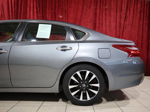 Used 2018 Nissan Altima 2.5 SL image 6