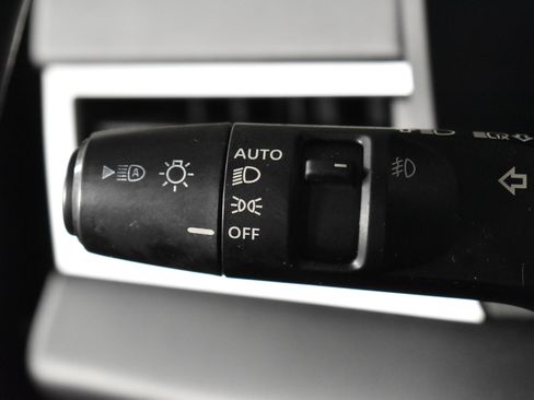 Used 2023 Mitsubishi Outlander SE image 22