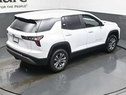 New 2026 Chevrolet Equinox LT w/ Safety and Technology Package image 18