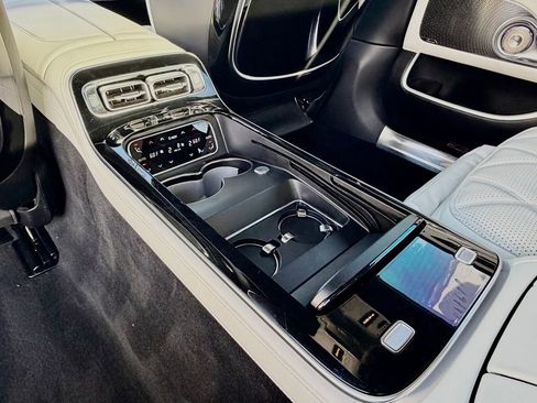 Certified 2023 Mercedes-Benz Maybach S 680 4MATIC image 32