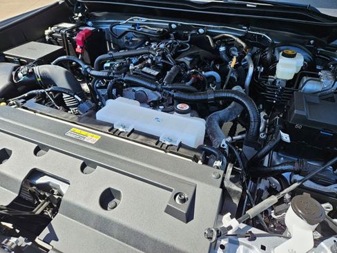 Used 2025 Toyota Tacoma SR5 image 22