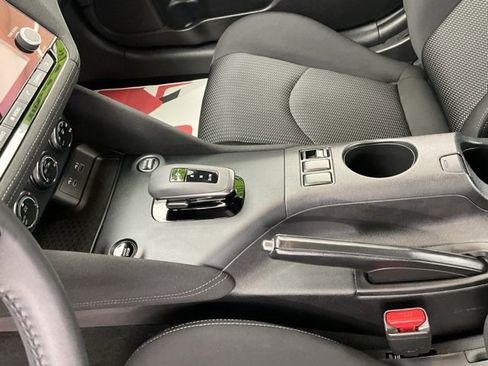 Used 2024 Nissan Z Sport w/ Floor Mat Package image 17