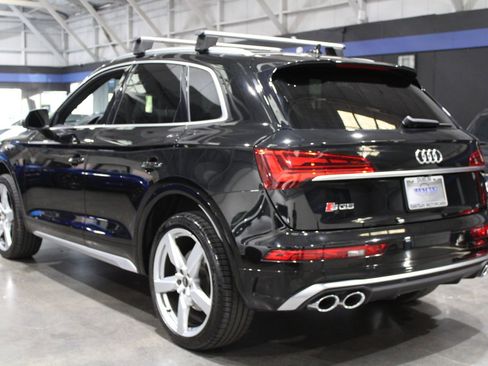 Used 2022 Audi SQ5 Premium w/ Convenience Package image 12