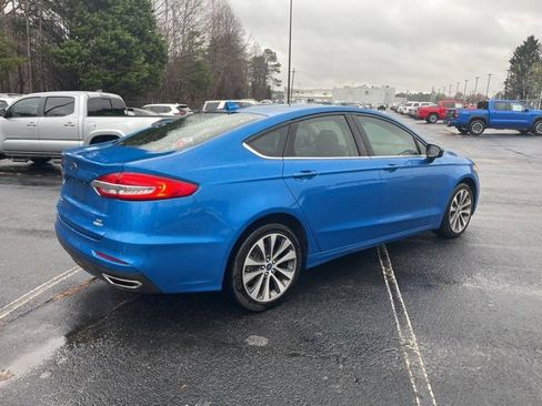 Used 2020 Ford Fusion SE image 3