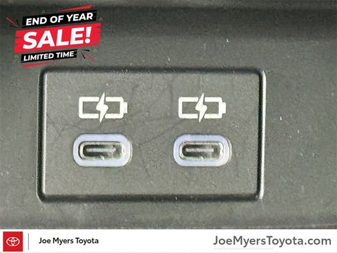 Used 2025 Toyota Corolla SE image 24