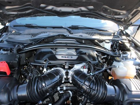 Used 2024 Ford Mustang GT Premium image 13