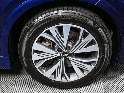 Used 2023 Audi Q4 e-tron Premium Plus w/ Premium Plus image 38