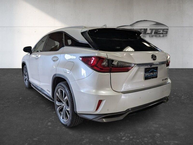 Used 2018 Lexus RX 450h AWD w/ Premium Package image 8
