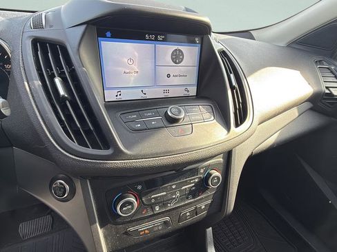 Certified 2019 Ford Escape SE image 18