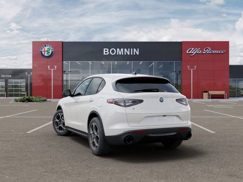 New 2025 Alfa Romeo Stelvio Sprint w/ Convenience Package image 3