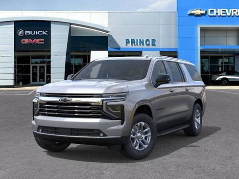 New 2026 Chevrolet Suburban LT w/ Comfort Package RWD image 30