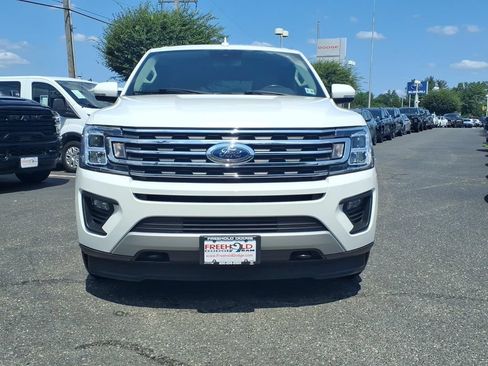 Used 2021 Ford Expedition XLT AWD/4WD image 2
