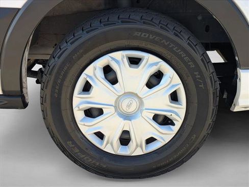 Used 2022 Ford Transit 350 XLT image 24