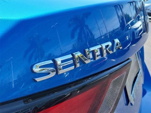 Used 2025 Nissan Sentra SV image 5