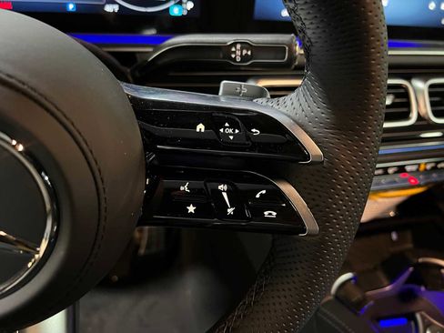 New 2026 Mercedes-Benz GLS 580 4MATIC image 30
