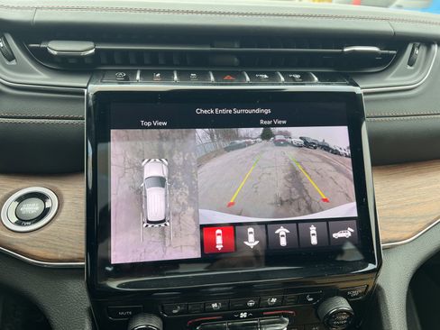 Certified 2023 Jeep Grand Cherokee Summit w/ Adv Protech Group IV image 15