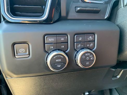 Certified 2024 GMC Sierra 2500 Denali Ultimate image 20