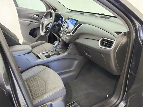 Used 2022 Chevrolet Equinox LT FWD image 27