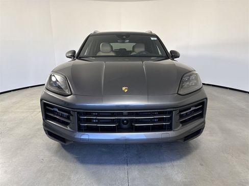 New 2026 Porsche Cayenne image 10
