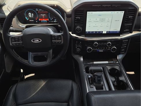 Used 2022 Ford F150 Lariat AWD/4WD image 10