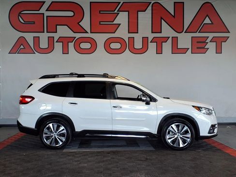 Used 2022 Subaru Ascent Touring image 1