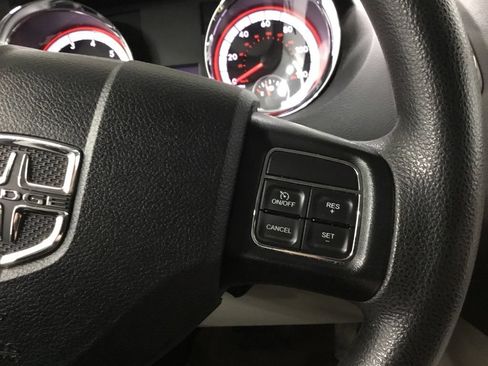 Used 2015 Dodge Grand Caravan SXT FWD image 30