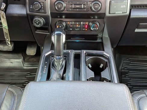 Used 2019 Ford F150 XLT w/ Equipment Group 302A Luxury AWD/4WD image 20