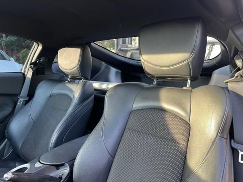 Used 2015 Nissan 370Z Touring RWD image 11