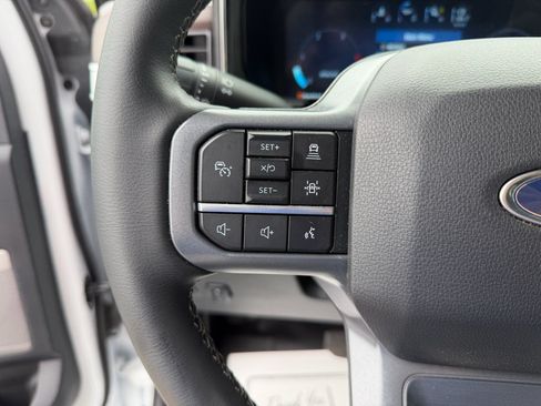 Used 2026 Ford F450 Lariat w/ Lariat Premium Package AWD/4WD image 16