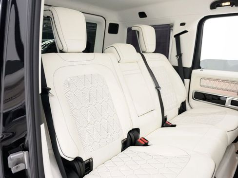 Used 2025 Mercedes-Benz G 63 AMG 4MATIC image 54