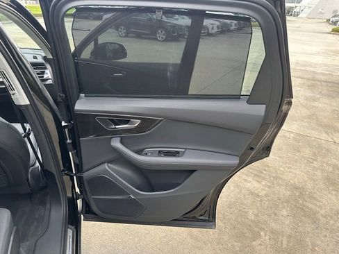 Used 2024 Audi Q7 2.0T Premium Plus w/ Premium Plus Package image 17