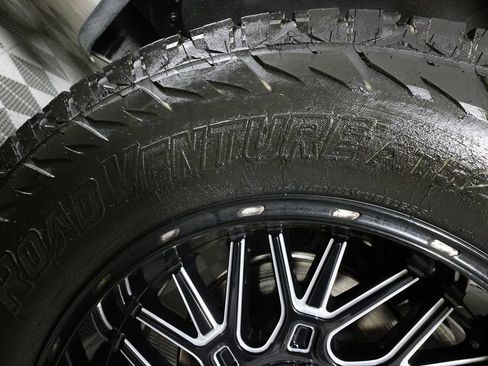 Used 2021 Chevrolet Silverado 1500 LTZ RWD image 43