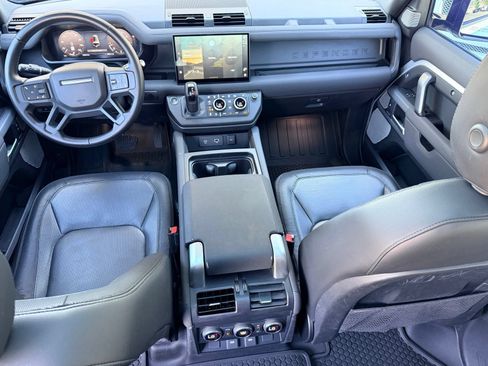 Used 2023 Land Rover Defender 130 X-Dynamic SE AWD/4WD image 23