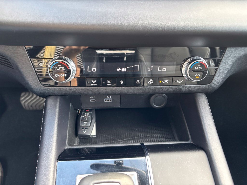 Used 2023 Mitsubishi Outlander SE AWD/4WD image 26
