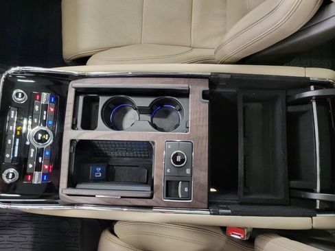 Used 2024 Lincoln Navigator L Reserve AWD/4WD image 15
