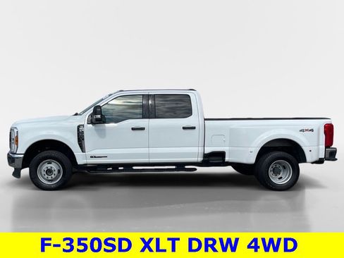 Certified 2024 Ford F350 XLT image 3